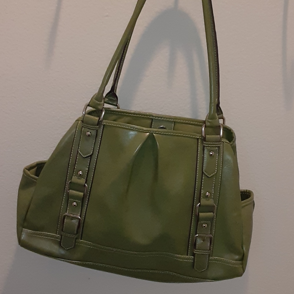 Green purse